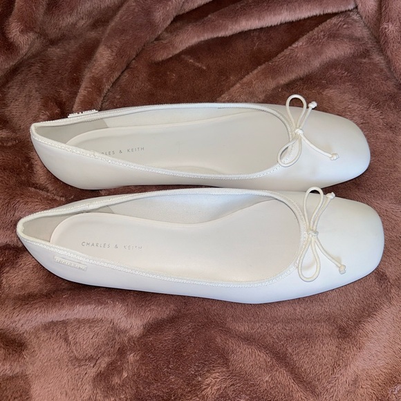 Brand new white Charles & Keith ballet flats - Picture 3 of 5